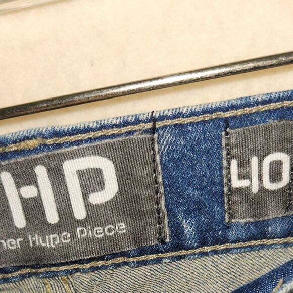 AHP Denim distressed shorts size 40 - Picture 2 of 3